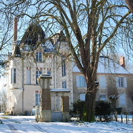 Chambres D'Hotes Montbron Luchapt Экстерьер фото