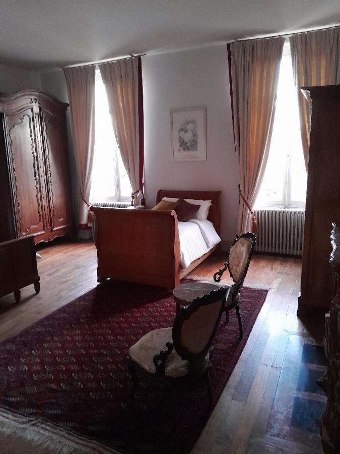 Chambres D'Hotes Montbron Luchapt Экстерьер фото